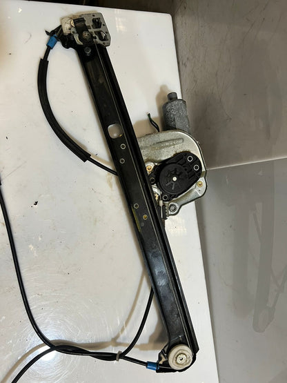 2000-2006 BMW X5 E53 Front Left Window Regulator With Motor 8254911 OEM