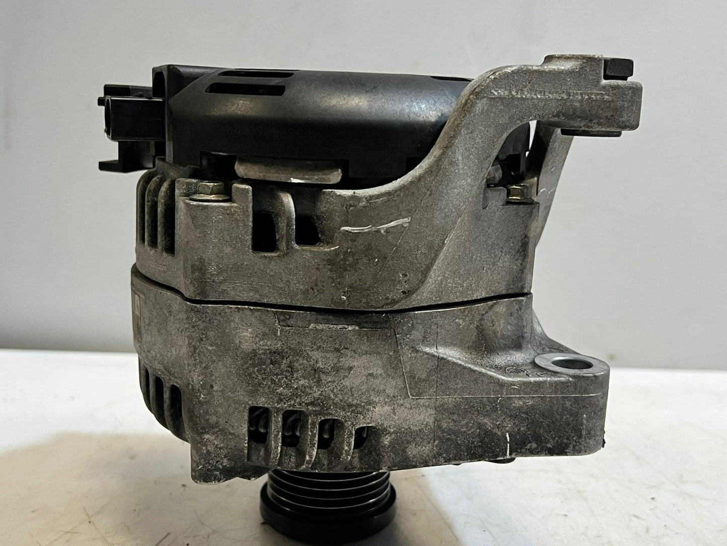 2014-2016 BMW 520i F10 F11 F20 E84 320i 520i 528i Alternator GENERATOR 7605478 