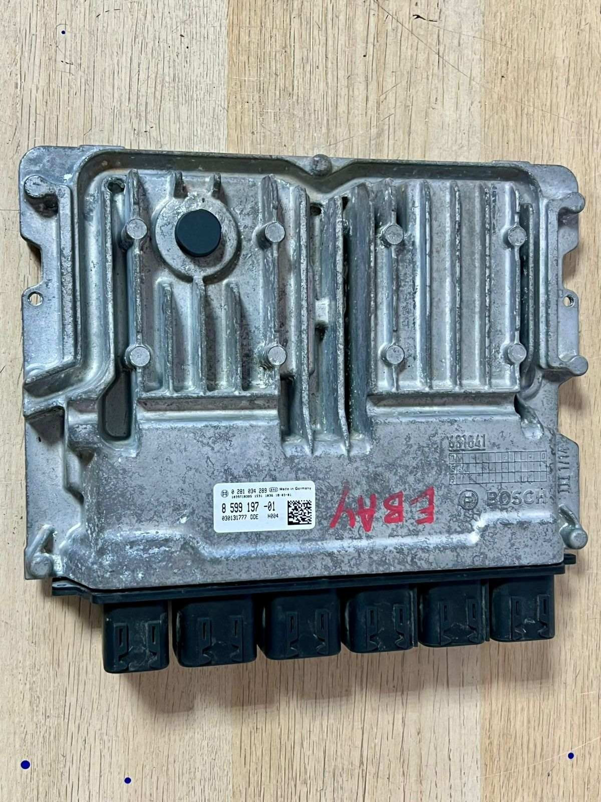 2018 BMW X3 Engine Control Unit 8599197 X3 G01 X4 G02 2.0D 2018.