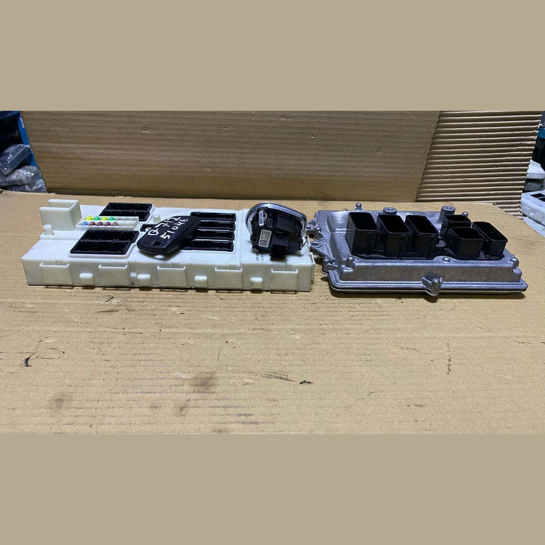 2012-2015 BMW 335i Engine Control Module 8606309  535i 335i X3 X5 models ECU SET