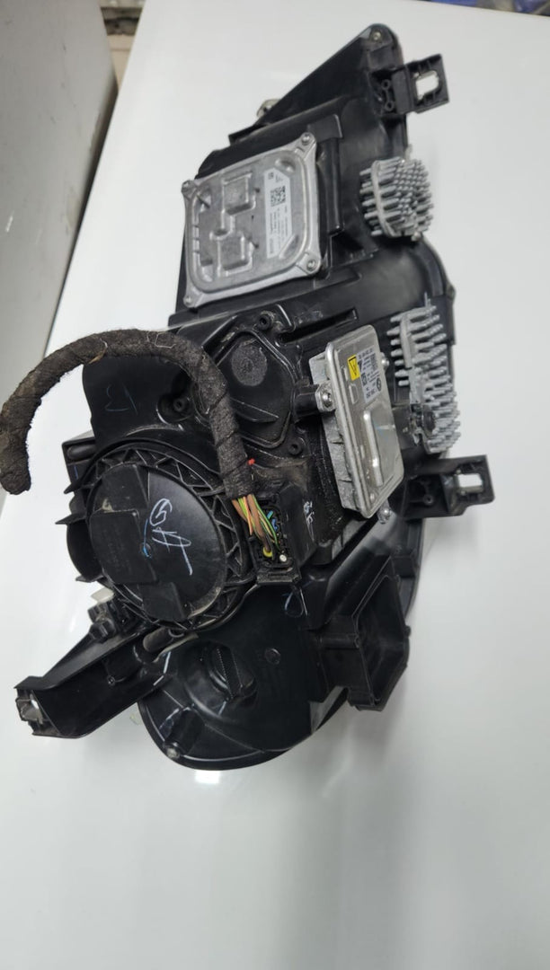 2011-2013 BMW X5 Left Xenon Headlight 7221893 X5 E70 and X5 E70 LCI OEM