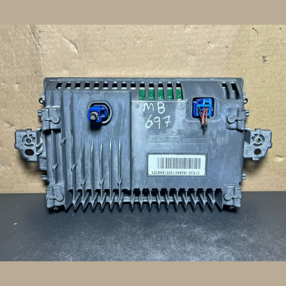 Mercedes W212 W204 GPS Navigation LCD Display Monitor Screen A212 9007928 OEM