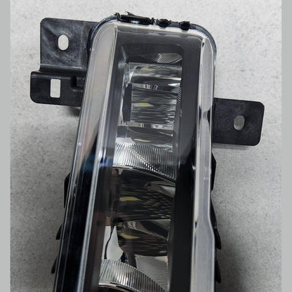 2020-2024 BMW 320i Fog Light LED Left 7433787 3 Series G20 G21 and 2 Series F44