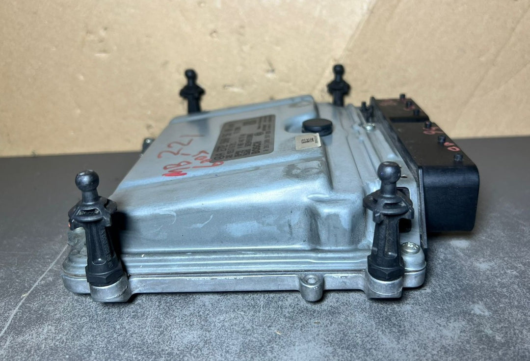 07-12 Mercedes W221 S-Class Engine Control Module Unit ECM ECU A272 9005600 OEM