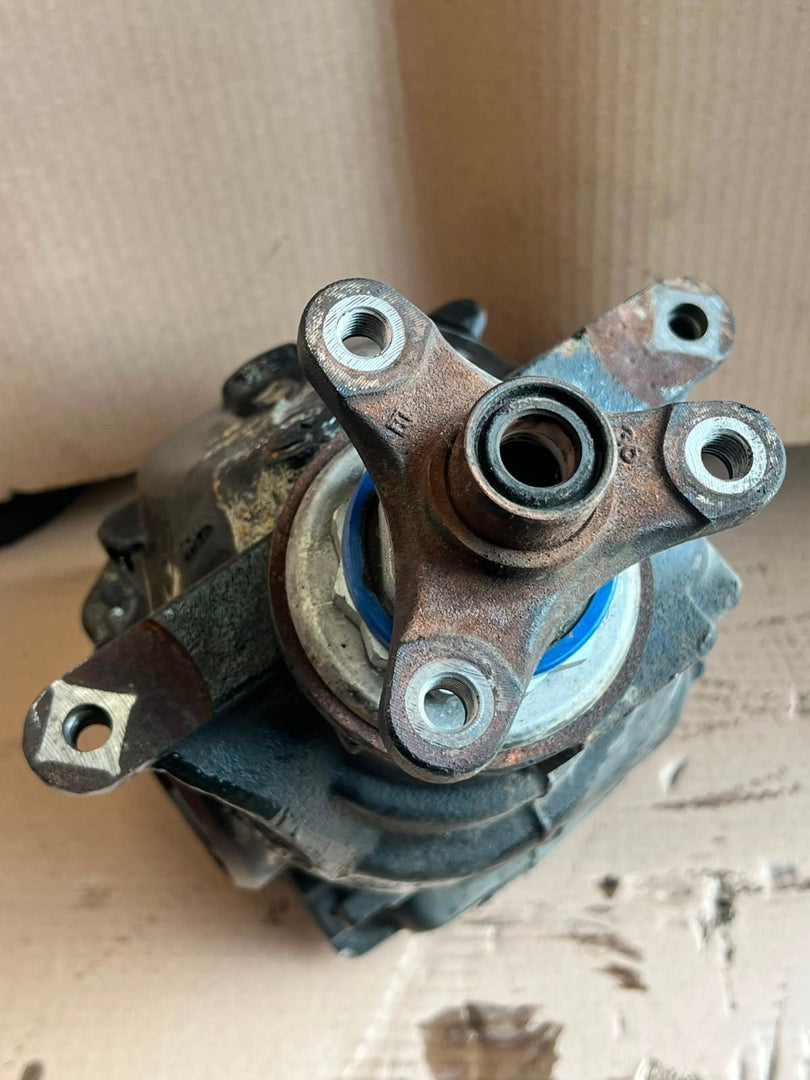 2011-2016 BMW 328i F30 328i AWD Rear AXLE Differential 7612166 RATIO = 3.15