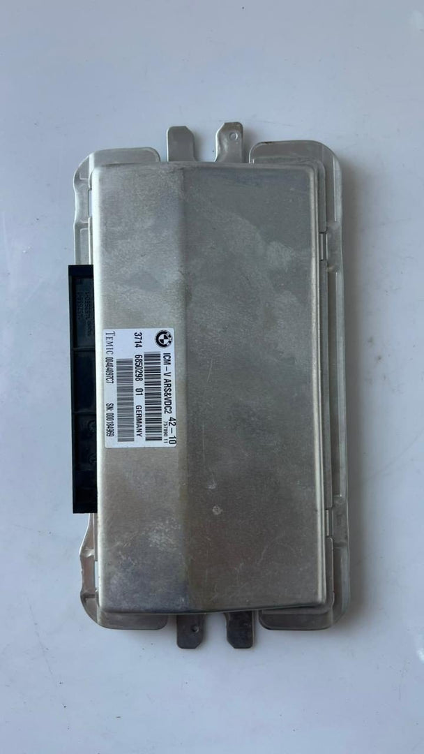 2011-2013 BMW 535i Suspension Control Module 6850298 550i F10 and 7 Series F01 F