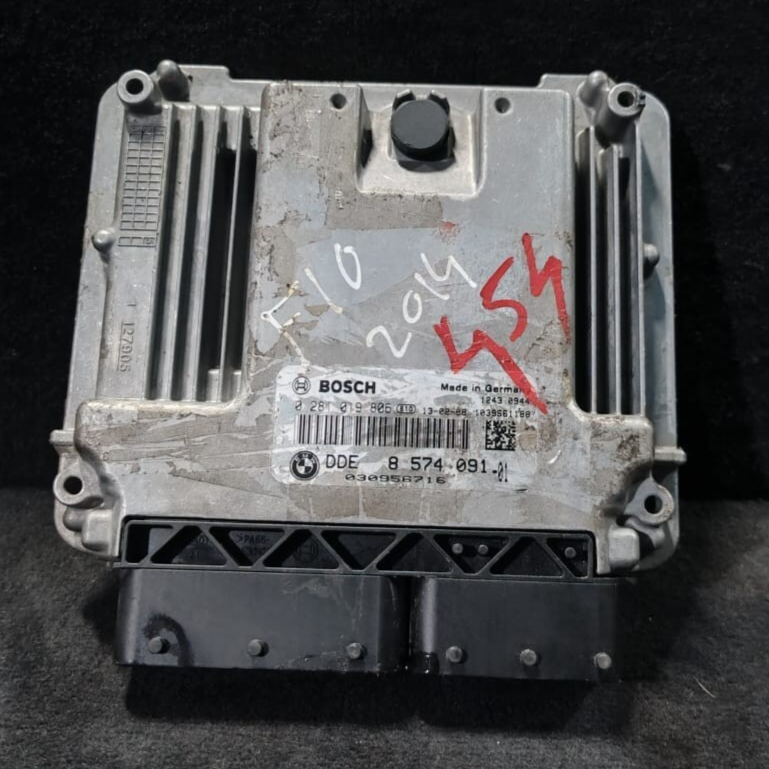BMW 5 SERIES F10 F11  N47  ENGINE CONTROL MODULE  UNIT ECU ONLY  2014 - 8574091