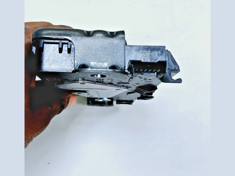 BMW 1,3,5,X SERIES F40,G21,G31,F48,G01,F97,G02,G05,G07 TRUNK LID LOCK ACTUATOR