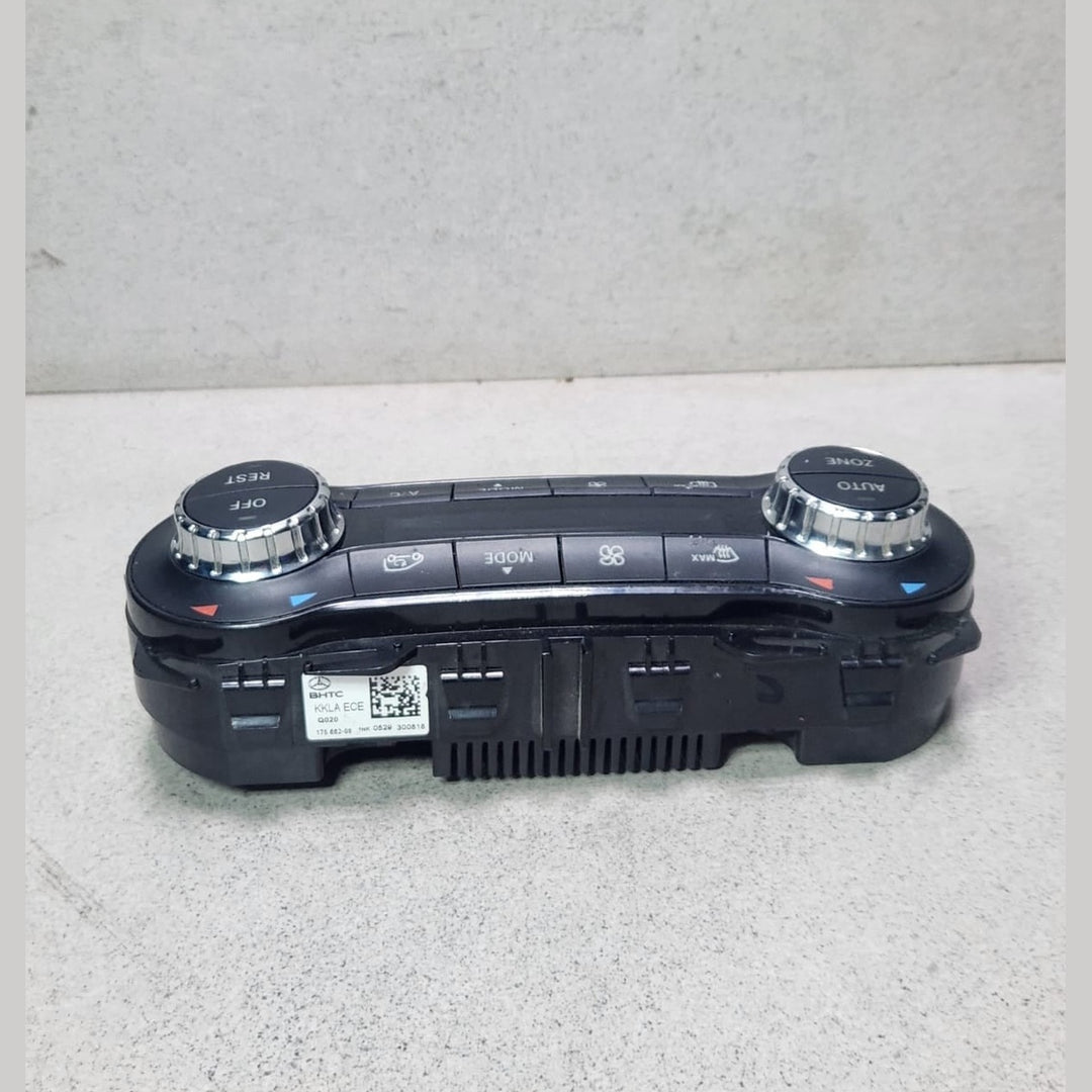 Mercedes-Benz GLA Climate Control Panel A2469003816 A-Class W176 and GLA W156