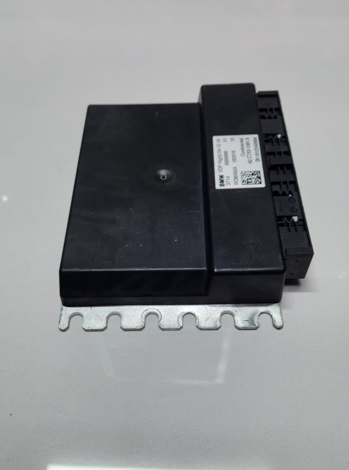 2020-2022 BMW 740i Air Suspension Control Module 6898966 7 Series G11 G12 G32   