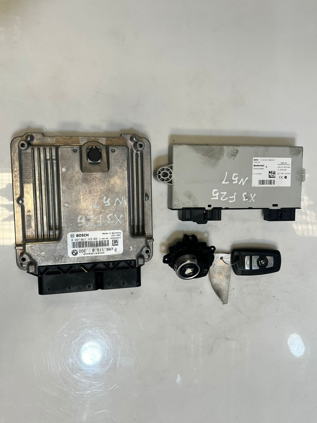 2010-2017 BMW X3 F25 N57 Engine Control Unit ECU SET DDE + CAS4+ 1KEY 8511907