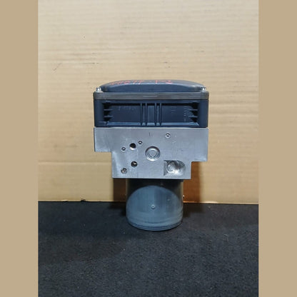 OEM BMW F01 / F02 ABS ANTI-LOCK BRAKE PUMP MODULE ECU P/N 6860149 6860150