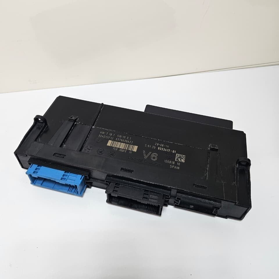 2011 BMW 535i 650i 528i Junction Box Electronics V6 9353417 OEM