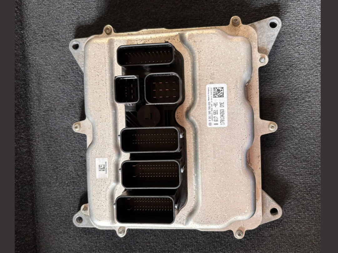 BMW 3 SERIES F30 F31 F10 320i N20 B20B COMPLETE ECU FEM WITH KEY - 8617551