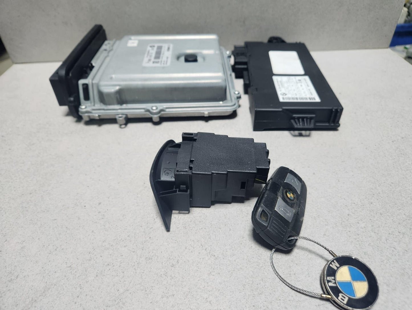 2010 BMW Engine Control Unit 8510838 X5 E70 3.0D Diesel ECU SET 2010-2013