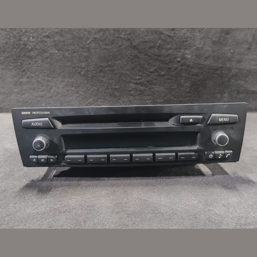 BMW X1 sDrive 18i E84  STERIO RECIVER MULTIMEDIA  RADIO Player CD - 9289109