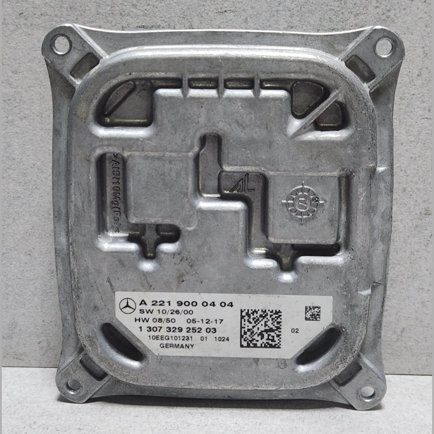 2007-2013 Mercedes-Benz S500 Headlight Ballast Control Module A2219000404