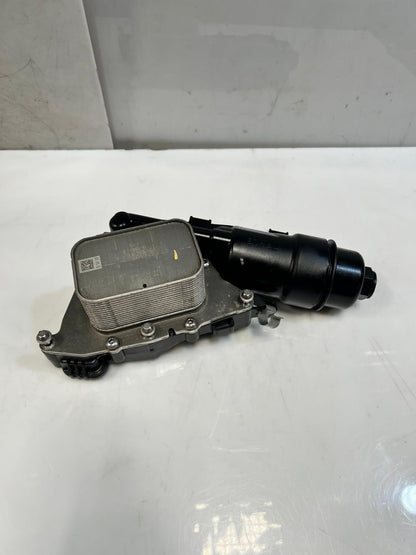 2017-2024 Mini Cooper F60 F56 1.5 12V 136HP Countryman Engine Oil Cooler 8585236