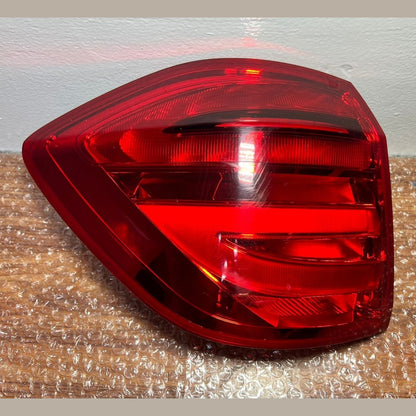 Mercedes W166 GL GLS Rear Left Side Tail Light Brake Stop Lamp A166 9067501
