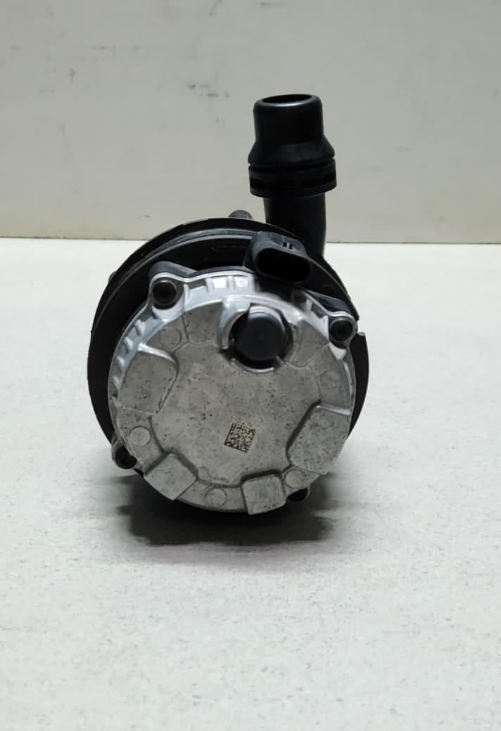 BMW Auxiliary Water Pump Electric 8637953 1, 2, 3, 4, 5 Series and M4 OEM