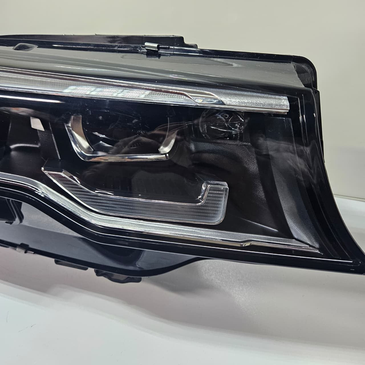 2019-2021 BMW 3 Series G20 G21 330i M340i LED Headlight LEFT SIDE ECE 9481721