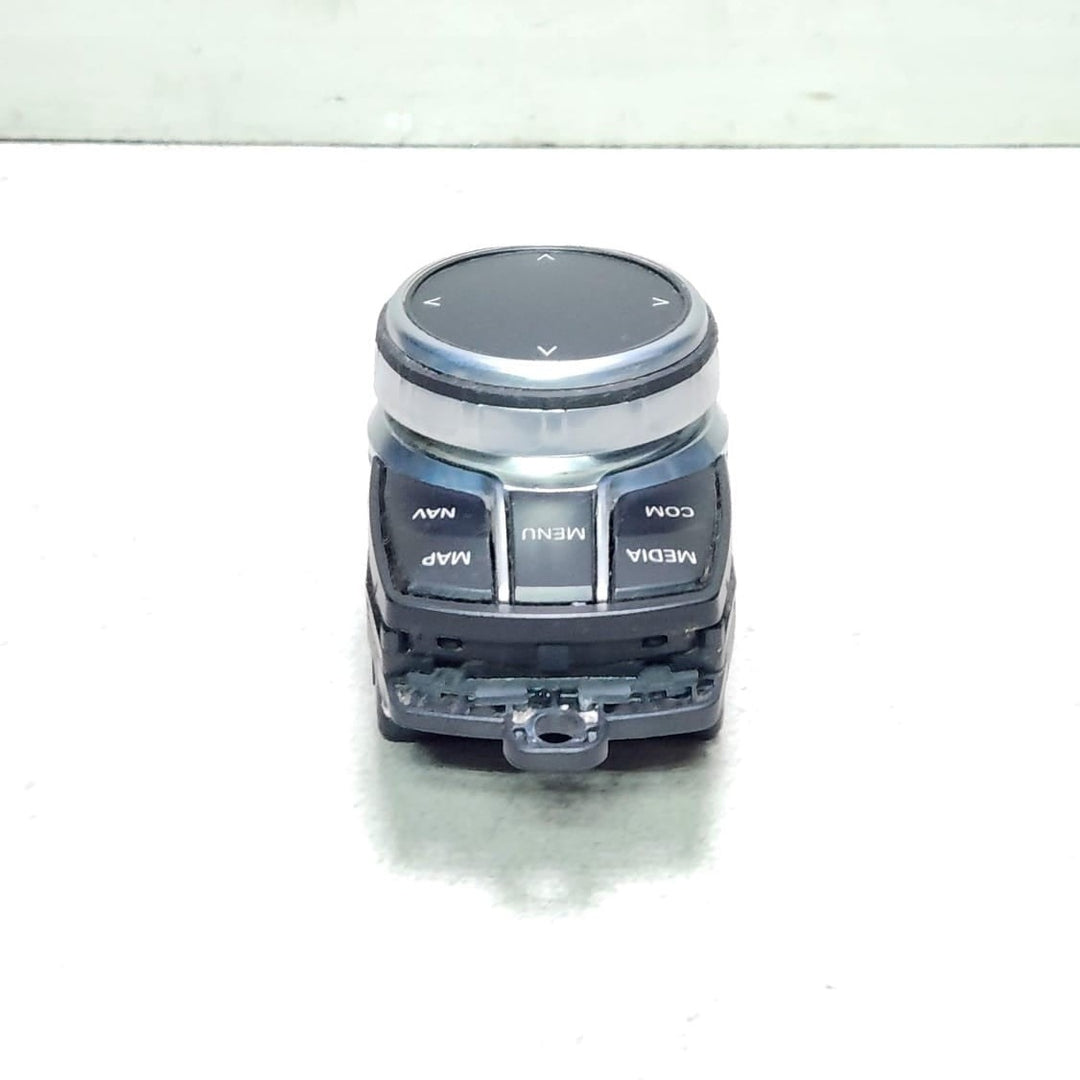 BMW F30, F32, F33 F80 Idrive Touch Controller Center Console 9866964 OEM