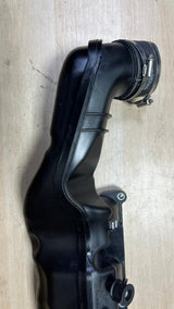 2012-2016 BMW M5 4.4L - LEFT Intake Manifold 7843275