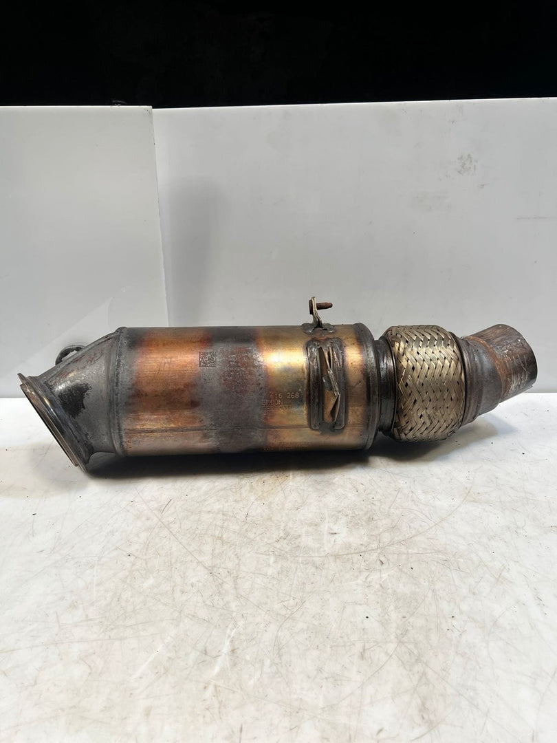 2006-2013 BMW X5 F10 F11 F06 F12 F13 F15 F16 ENGINE Catalytic Converter 7616268