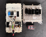Bild in die Galerieansicht laden, BMW F30 320I N20 ECU DME KIT WITH KEY FEM P/N 8606306