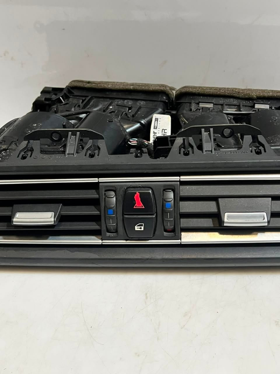 2015 BMW M5 7 5 Series F10 F11 F01 F02 Center DASHBOARD Air Vent Grille 9192903
