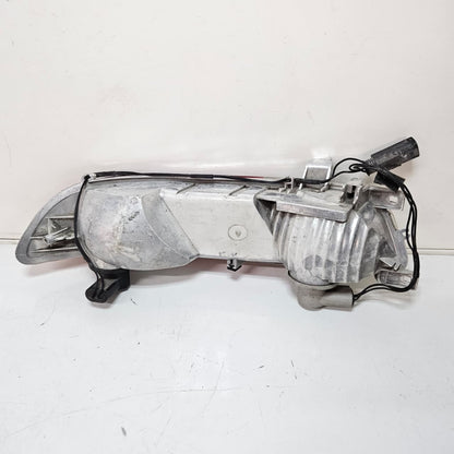 6911900-2004-2005 BMW 6 Series E63 E64 645Ci Taillight Rear Lower Right OEM