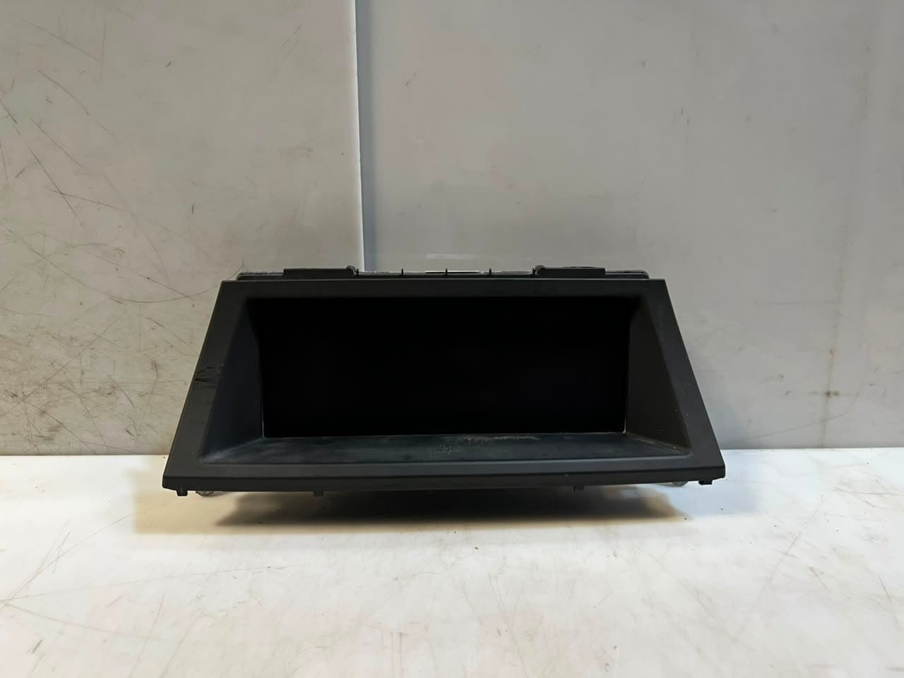 2010-2014 BMW X6 E71 and E72 8.8" Central Information Display Screen 2171495