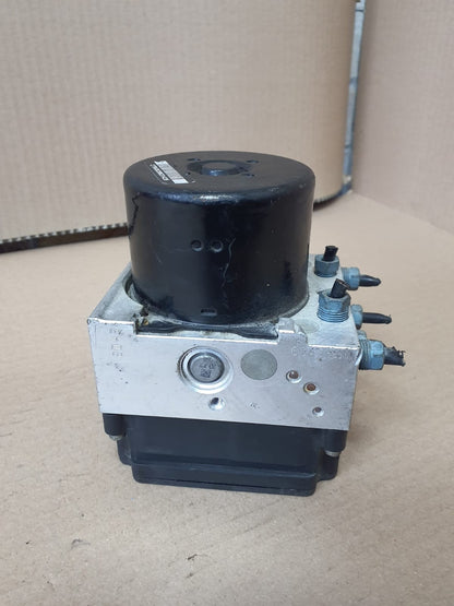 2013 BMW F30 F31 F32 F20 F21 F22 328i ABS/DSC Hydraulic Pump Module 6862247