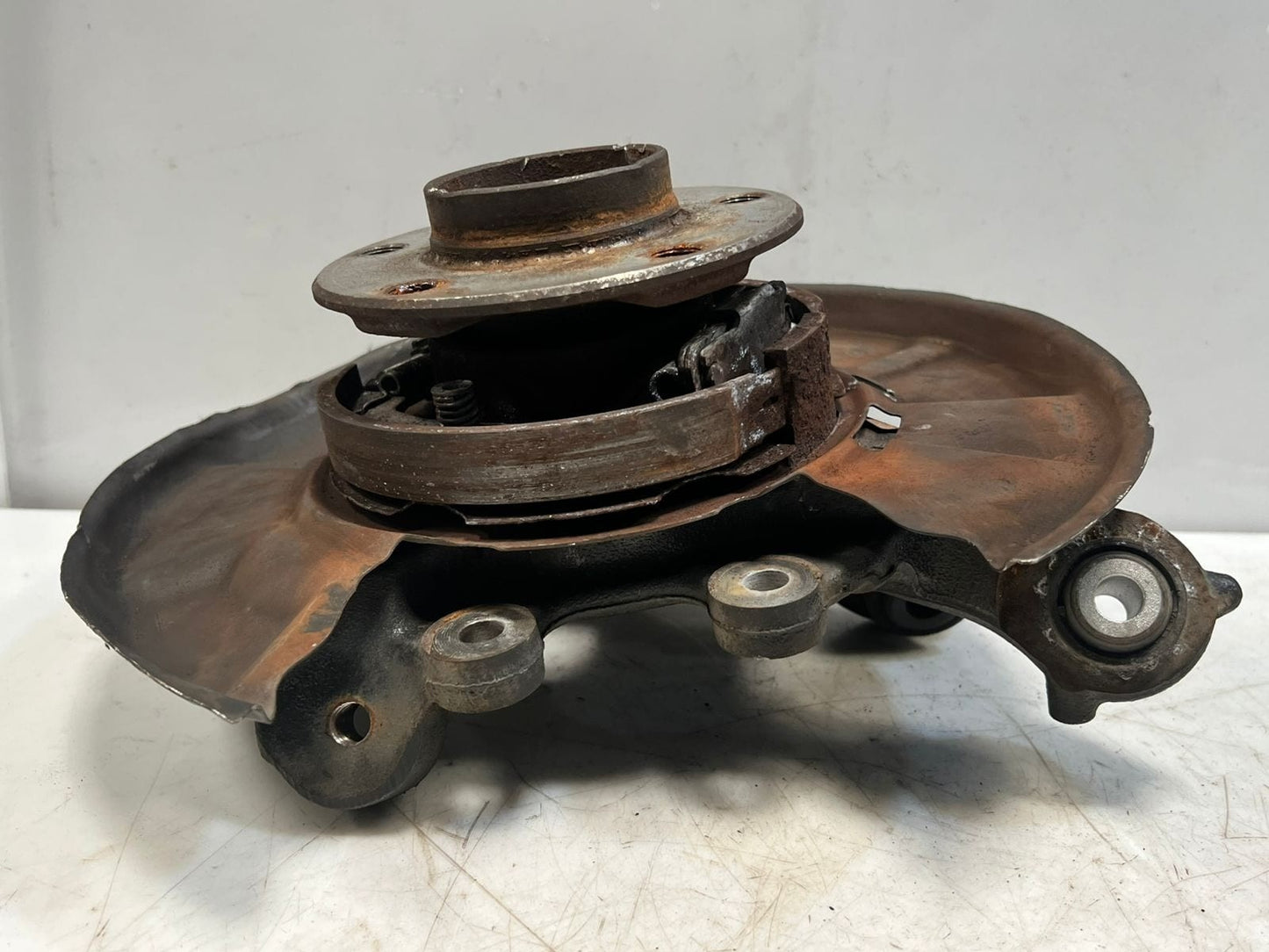 BMW F20 F21 F22 F23 F30 F35 F80 F87 Rear Wheel Hub CARRIER FLANGE RIGHT 6792366 