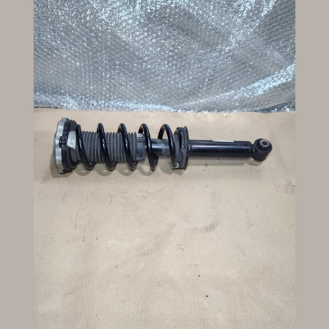 2018-2022 BMW X3 Rear LEFT Shock Absorber 6871801 X3 G01 and X4 G02