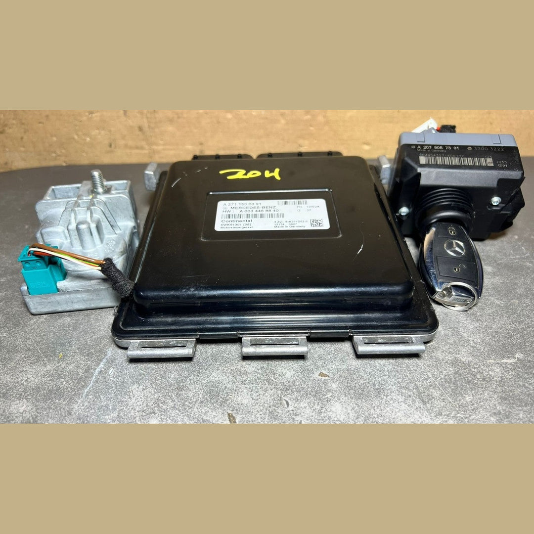 10-14 Mercedes-Benz W204 ECU Engine Control Module Ignition Key Switch SET OEM