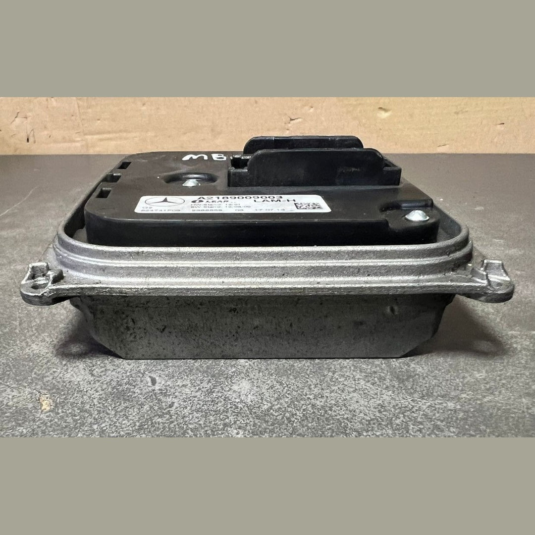 12-16 Mercedes W218 LED Headlight Voltage Regulator Ballast Module A218 9009003