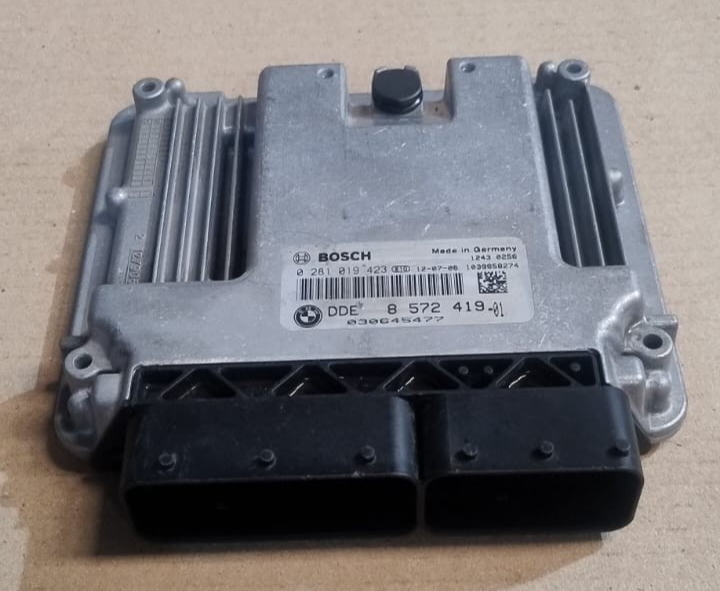 BMW X3 F25 N47N ENGINE CONTROL ECU UNIT MODULE ONLY  DDE 8572419