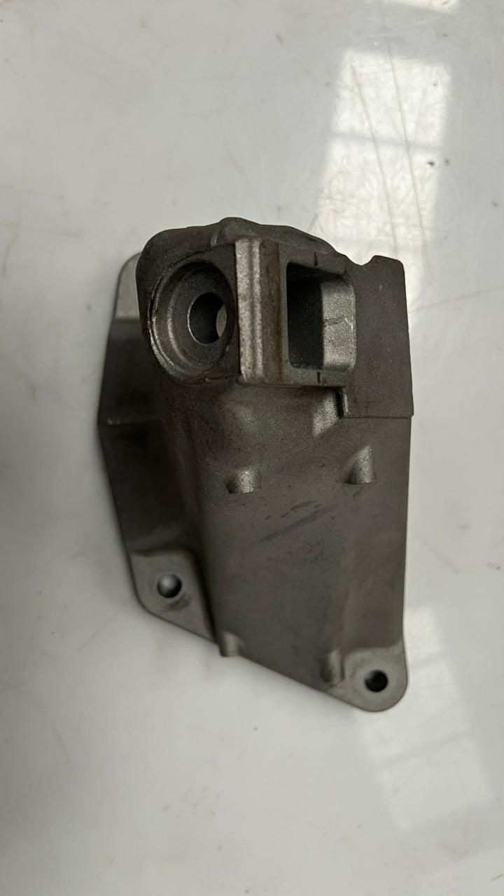 2012-2018 BMW M6 Engine Mount 2211228411101 M5 F10 and M6 F12 F13