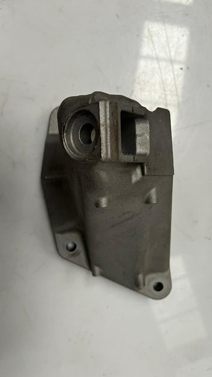 2012-2018 BMW M6 Engine Mount 2211228411101 M5 F10 and M6 F12 F13