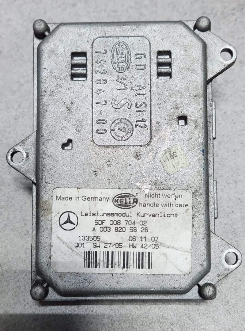 2005-2010 Mercedes-Benz CLS500 Xenon Headlight Ballast Control Unit A0038205826