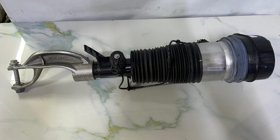 OEM BMW X7 G07 LCI Air shock absorber front left 7831561 ASSEMBLY 2020-2025