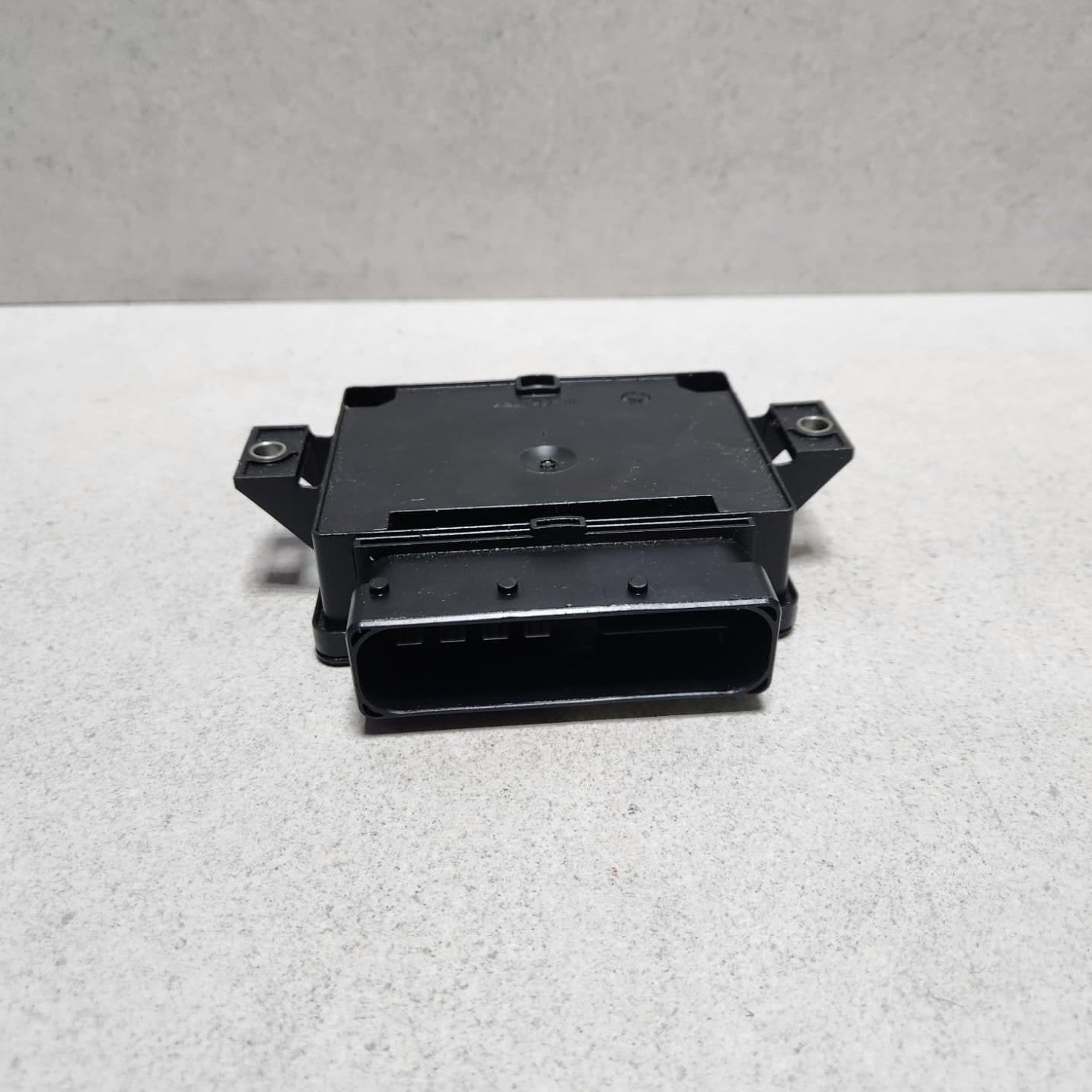 Benz Parking Brake Control Module A2469003014 A-Class and B-Class models W176 