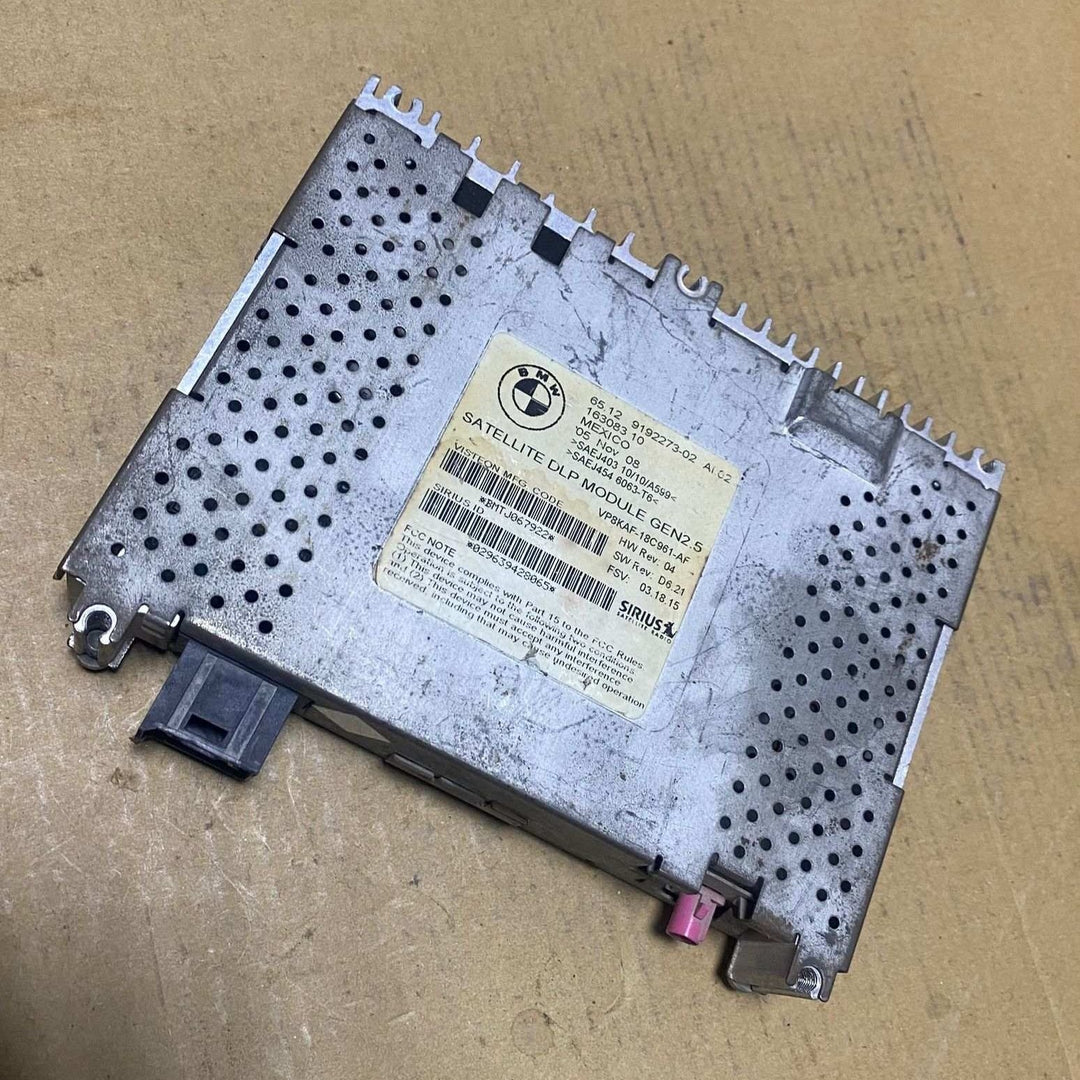 2004-2013 BMW X5 750 F01 F02 Satellite Radio Receiver Module 9192273