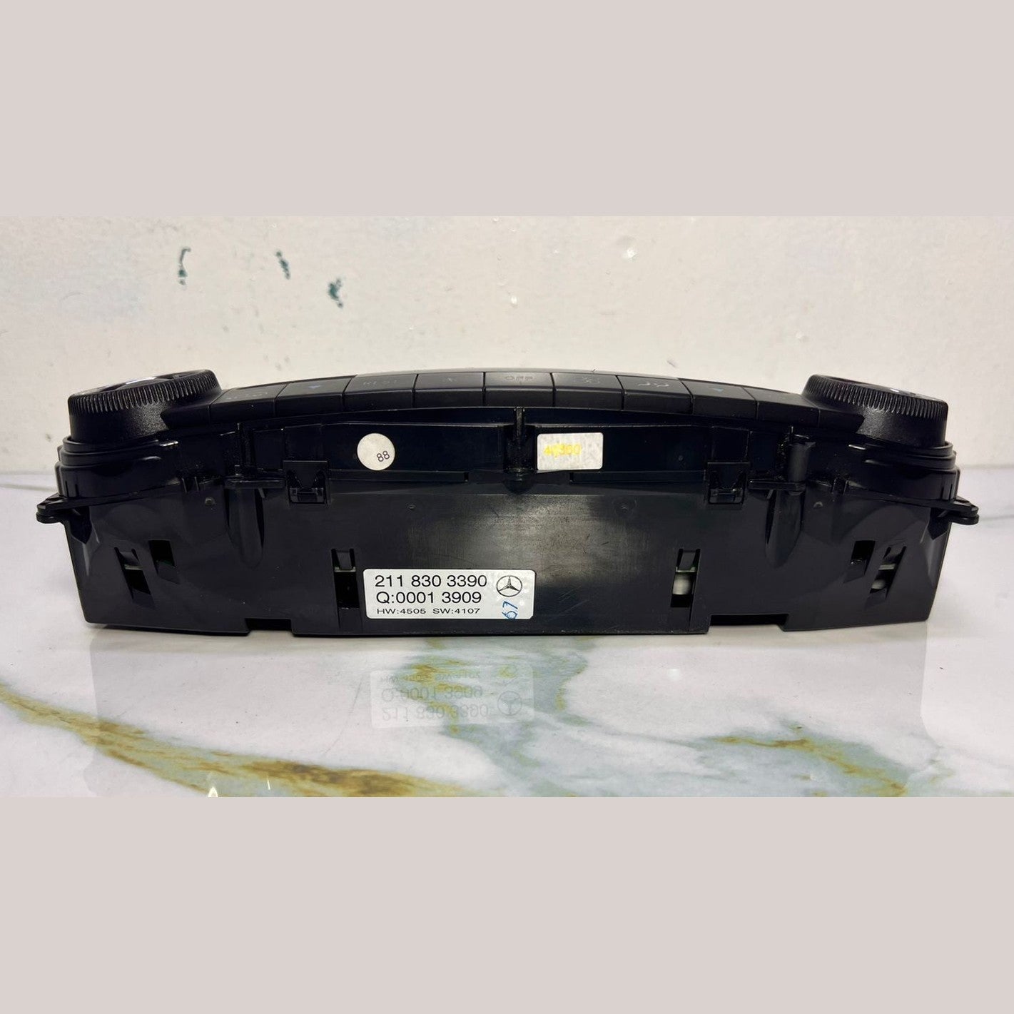 Mercedes-Benz W211 E-Class Heater Control Panel Unit 211 830 3390