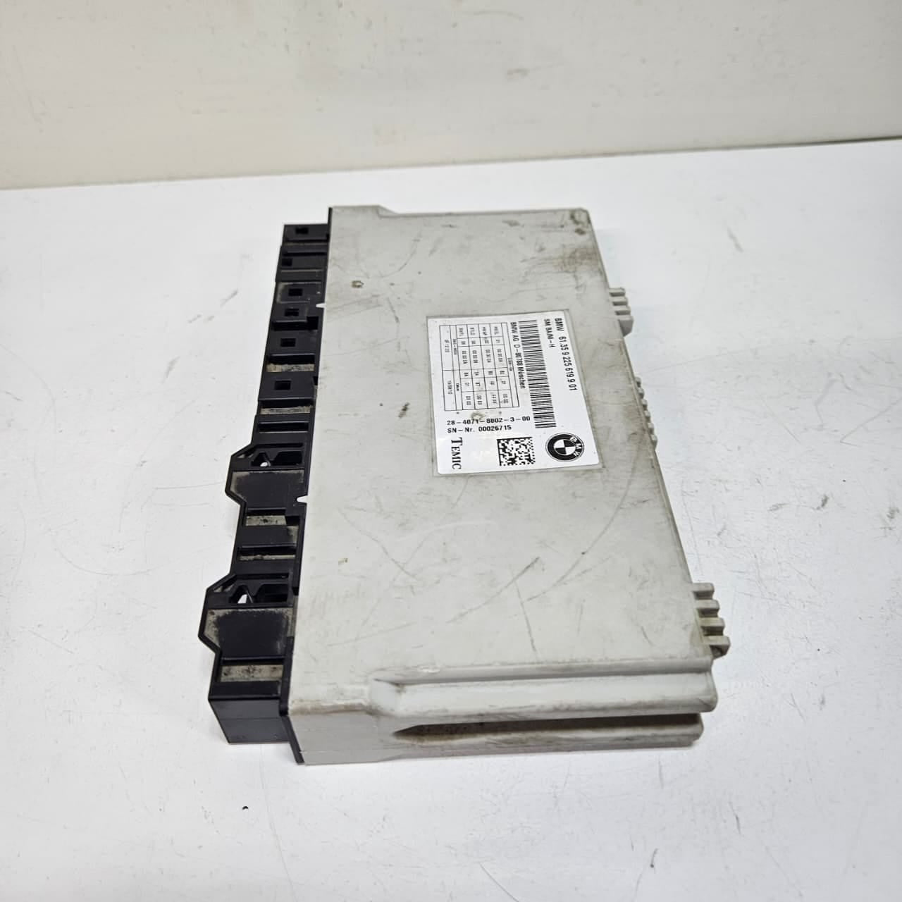 BMW 7 Series F01 F02 F10 Seat Control Module Front Electronic Memory 9225619
