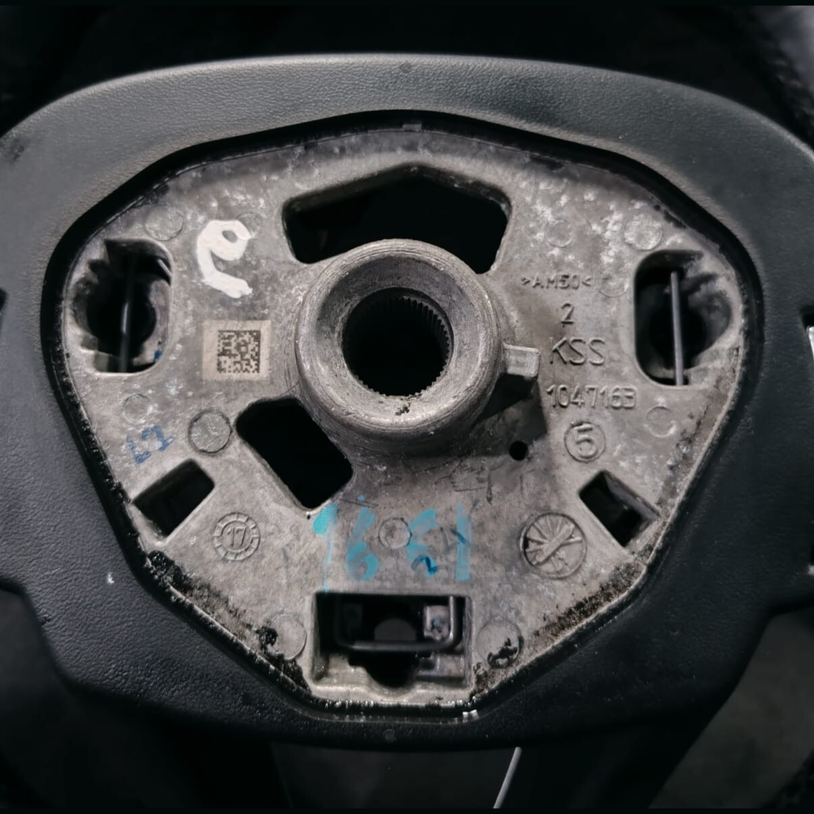 GENUINE BMW G01 X3 2019 LEATHER STEERING WHEEL OEM - 6995082
