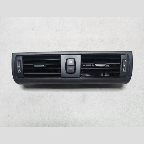 BMW Dashboard Center Air Vent 92053571 Series F20 F21, 2 Series F22 F23