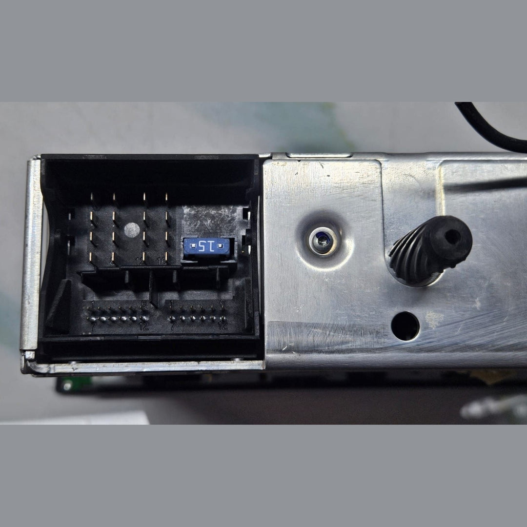 BMW 3 E90 E91 E92 1 E87 E82 E84 RP Radio Professional CD HEAD UNIT 9302147 OEM