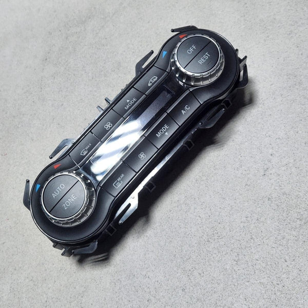 2014 Mercedes-Benz CLA250 Climate Control Module A2469001908 CLA and B-Class